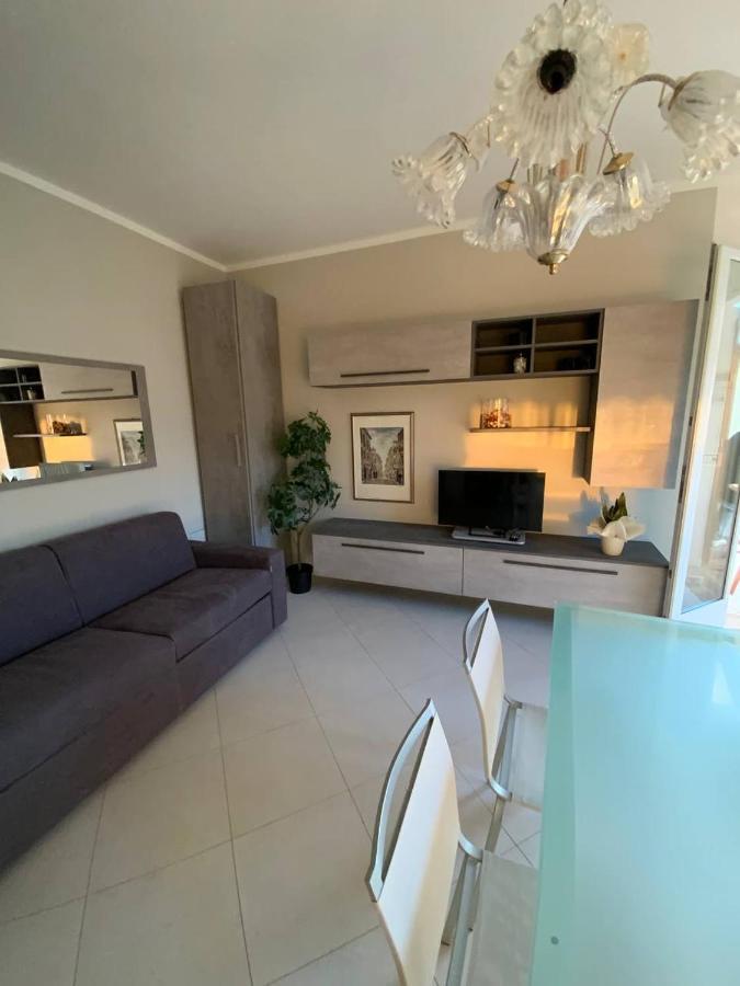 Elena Apartment - View Lake - Private Garage Bardolino Exterior foto
