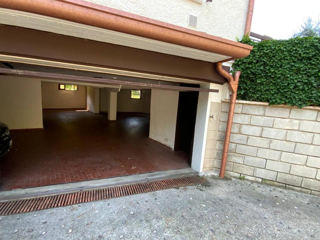 Elena Apartment - View Lake - Private Garage Bardolino Exterior foto